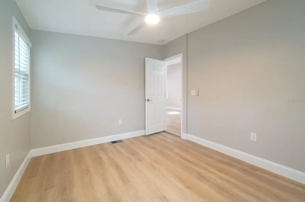 437 N Shine Avenue Orlando FL 32803