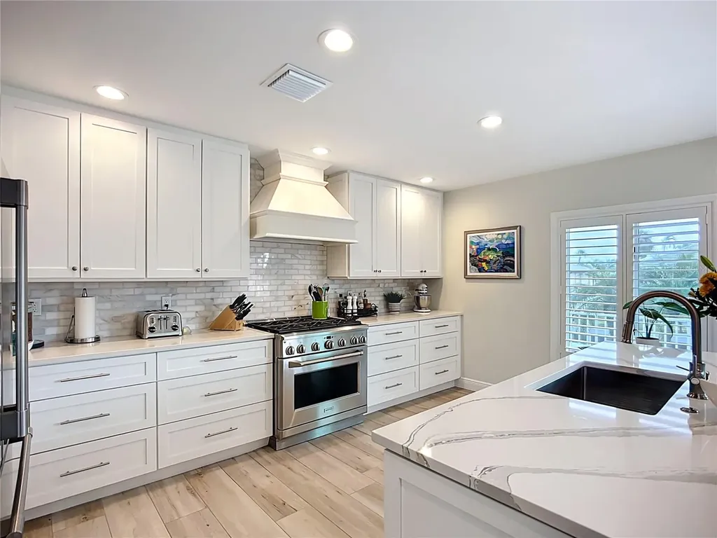 620 North Point Drive Holmes Beach FL 34217