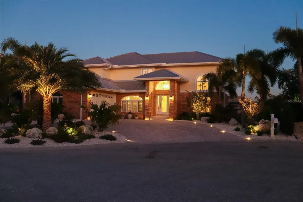 620 North Point Drive Holmes Beach FL 34217