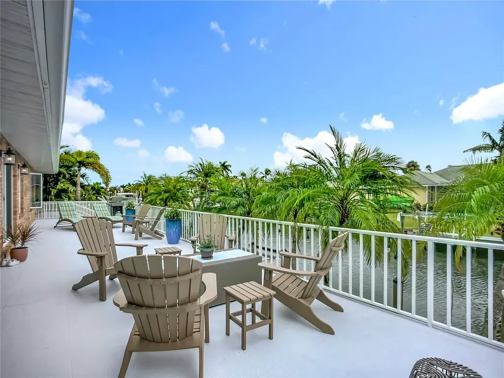 620 North Point Drive Holmes Beach FL 34217