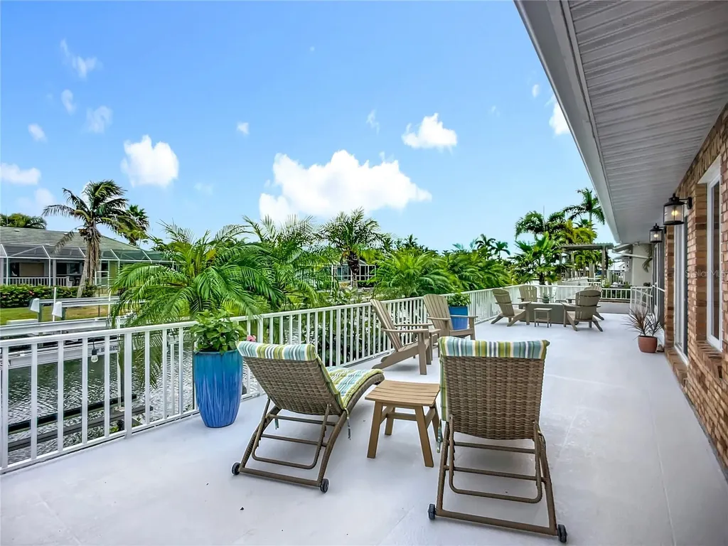 620 North Point Drive Holmes Beach FL 34217