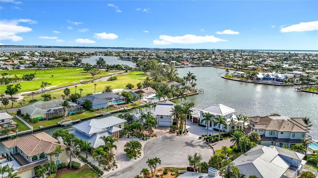620 North Point Drive Holmes Beach FL 34217