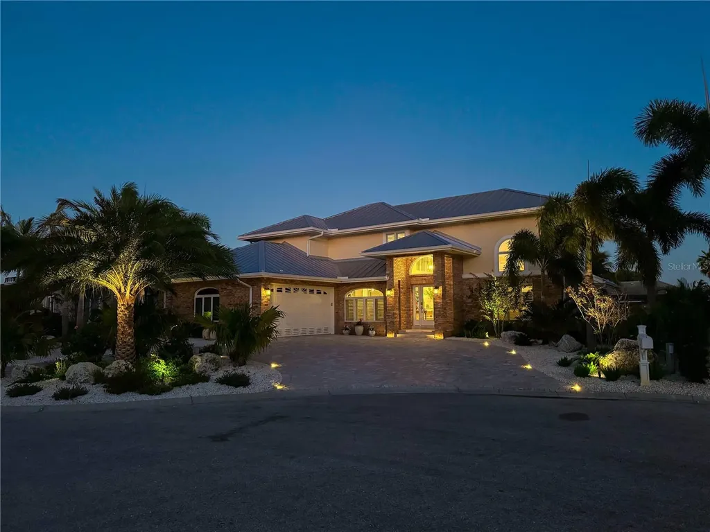 620 North Point Drive Holmes Beach FL 34217