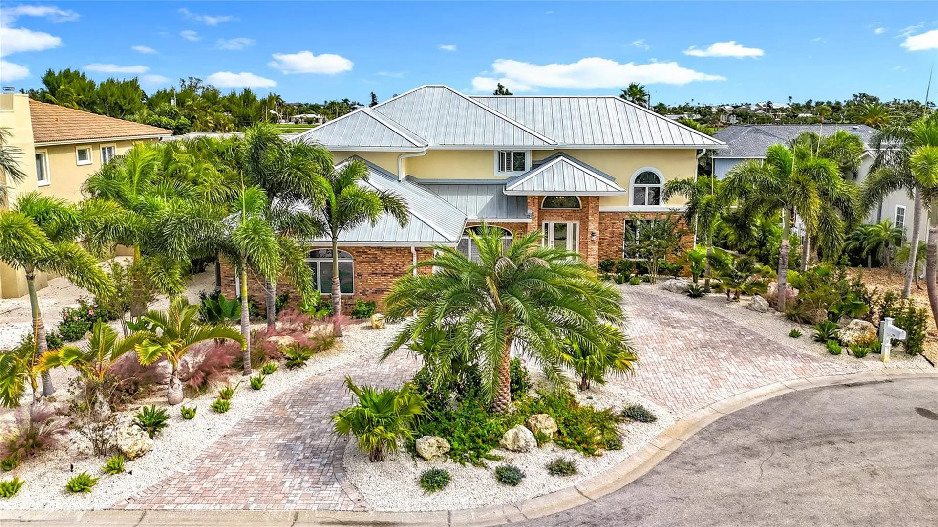 620 North Point Drive Holmes Beach FL 34217
