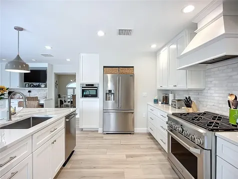 620 North Point Drive Holmes Beach FL 34217