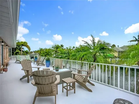620 North Point Drive Holmes Beach FL 34217