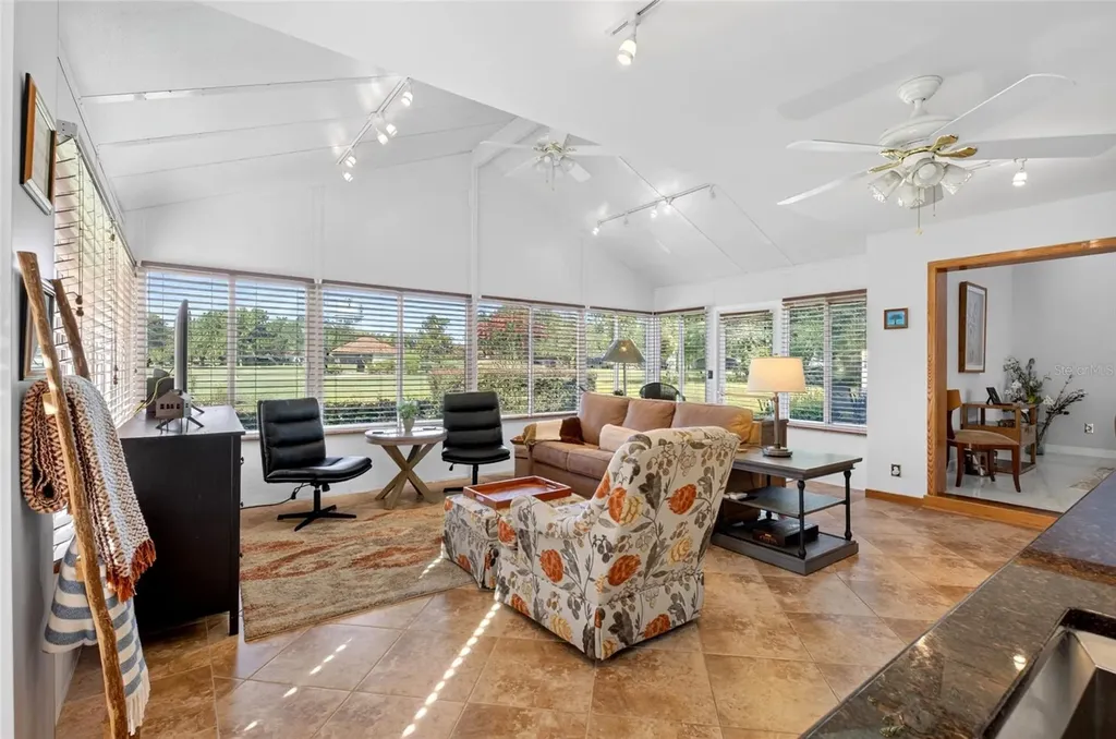 6350 Parson Brown Drive Orlando FL 32819
