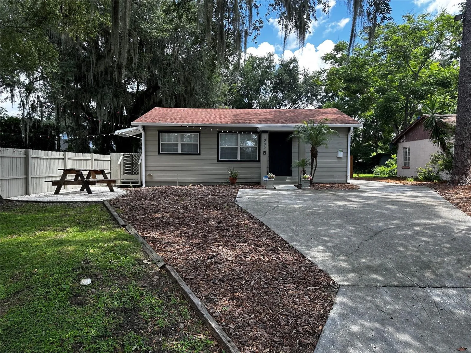 1309 E Harding Street Orlando FL 32806