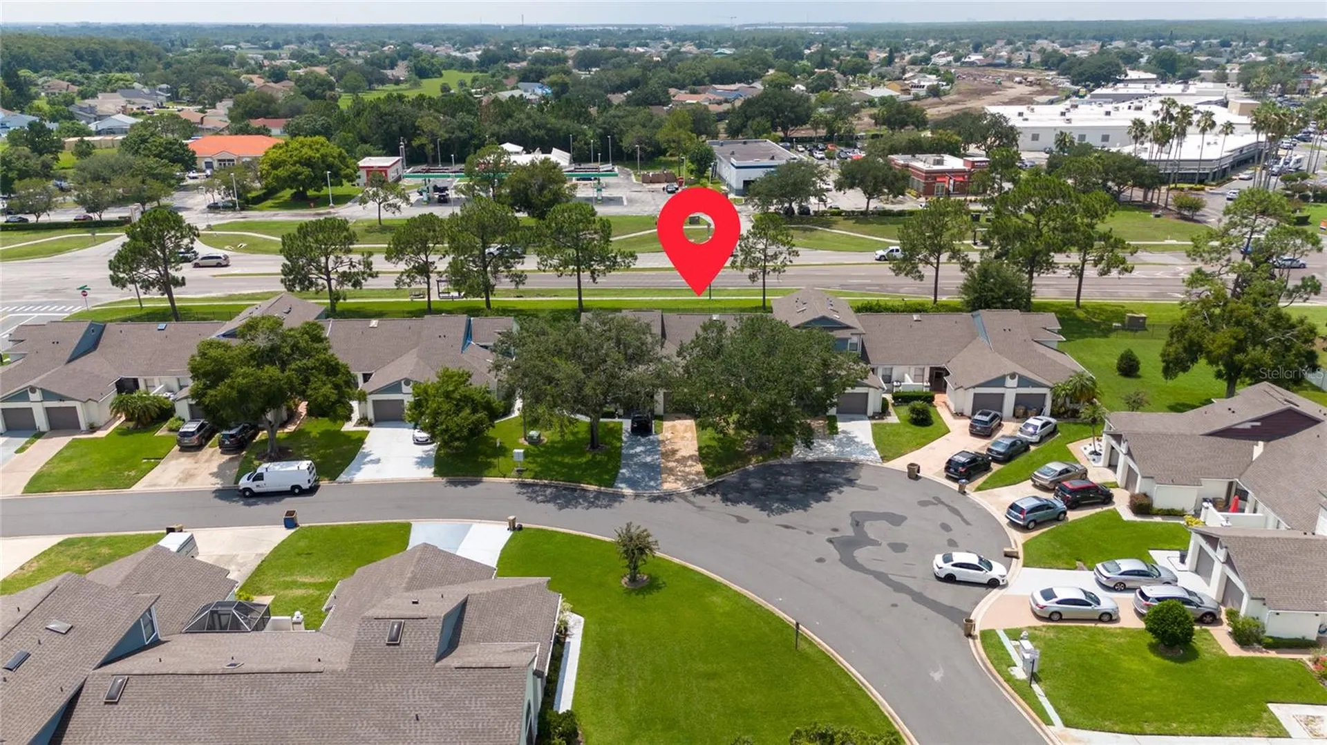 140 Lakepointe Circle Kissimmee FL 34743