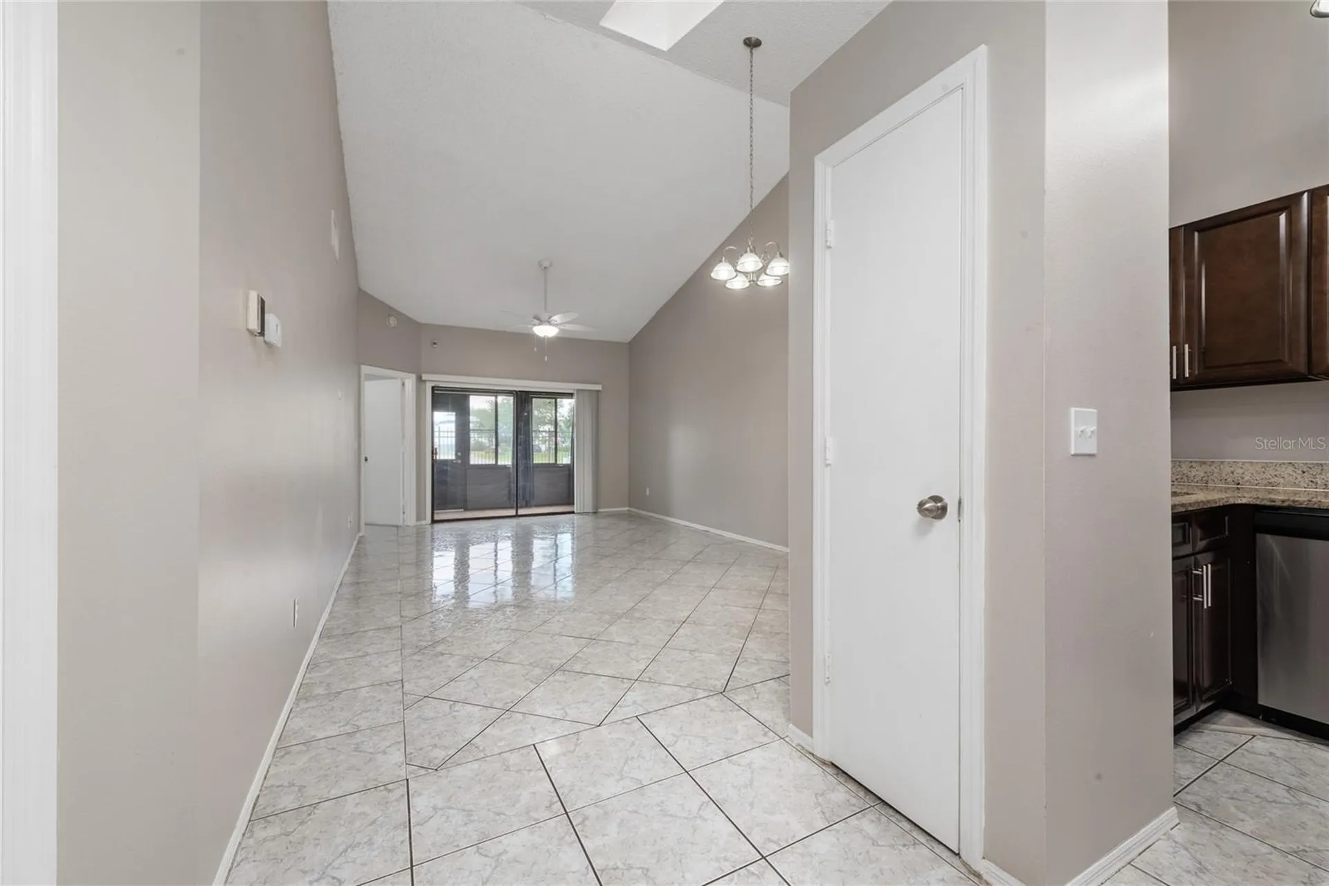 140 Lakepointe Circle Kissimmee FL 34743