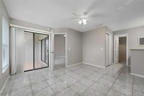 140 Lakepointe Circle Kissimmee FL 34743