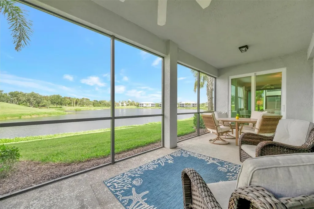 947 Tidewater Shores Loop Bradenton FL 34208