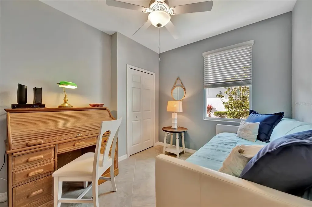 947 Tidewater Shores Loop Bradenton FL 34208
