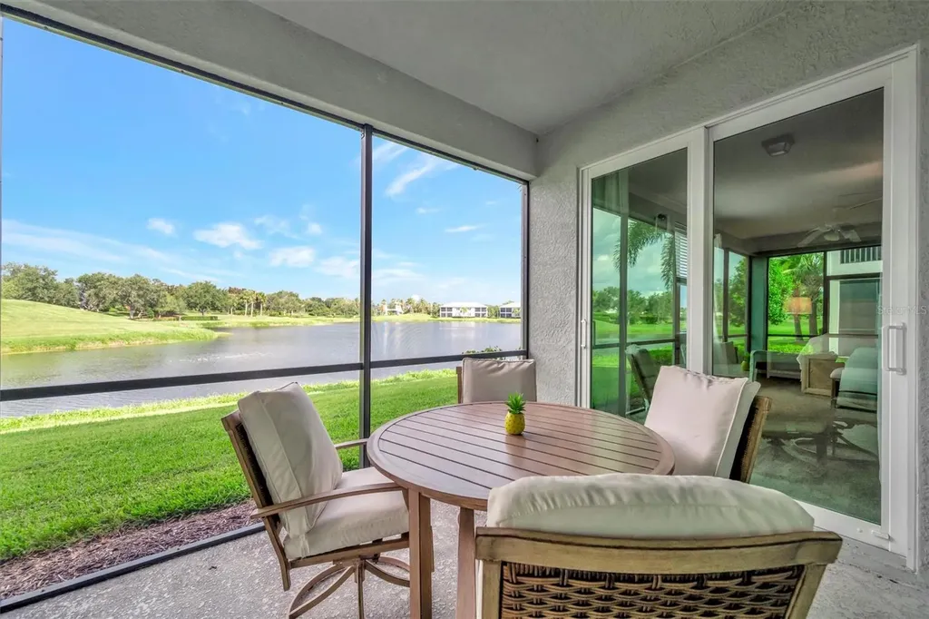 947 Tidewater Shores Loop Bradenton FL 34208
