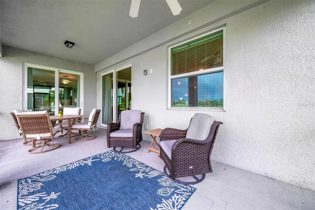 947 Tidewater Shores Loop Bradenton FL 34208