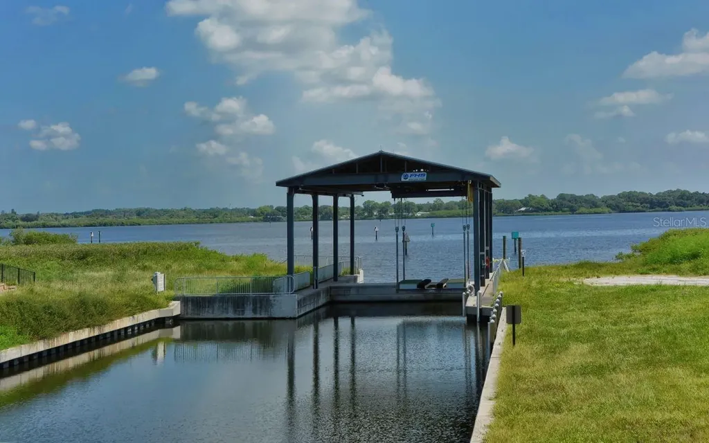 947 Tidewater Shores Loop Bradenton FL 34208