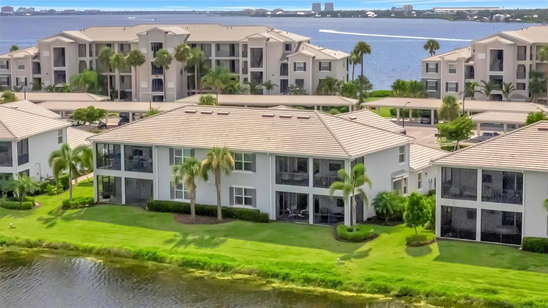947 Tidewater Shores Loop Bradenton FL 34208