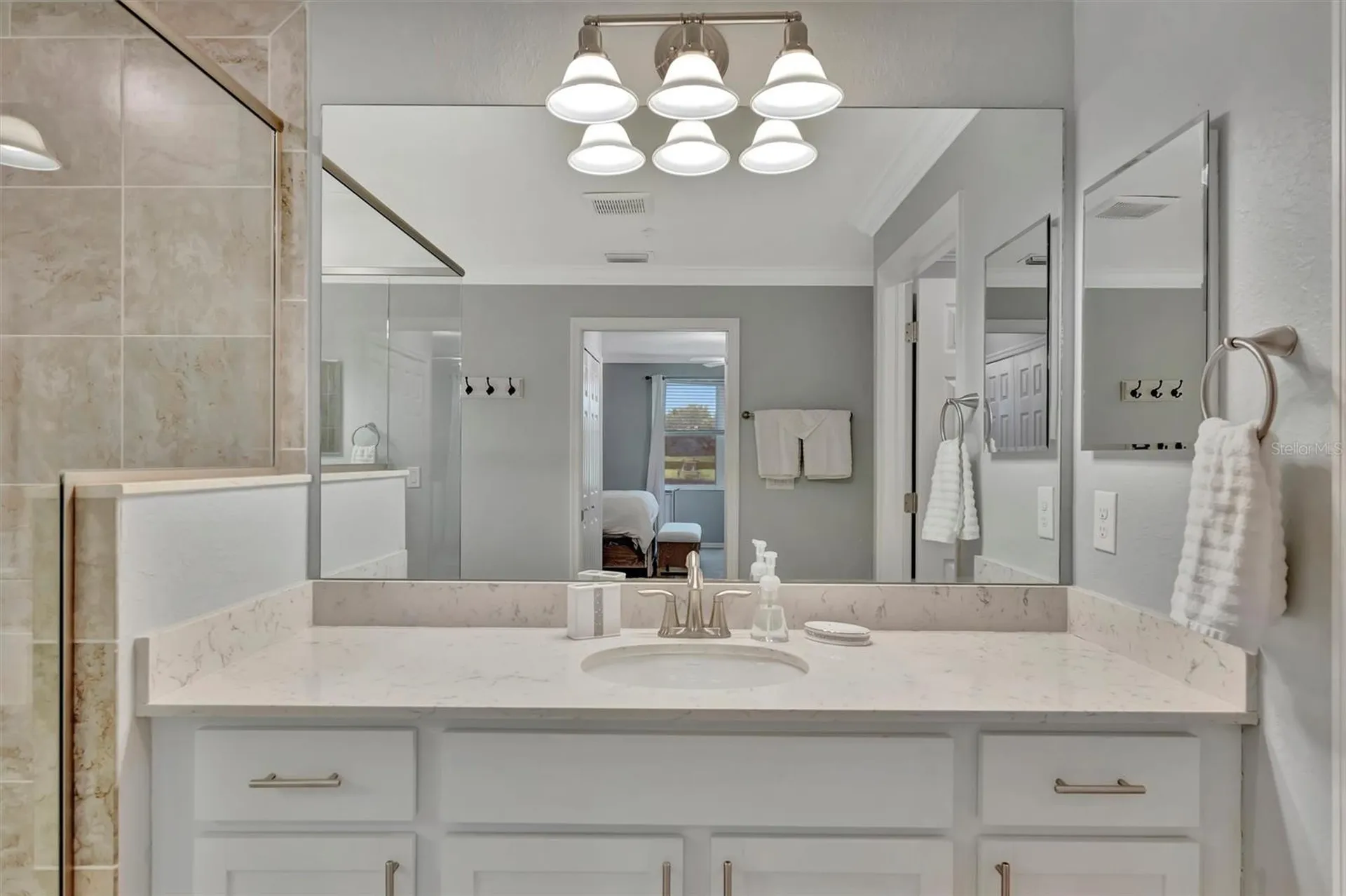 947 Tidewater Shores Loop Bradenton FL 34208