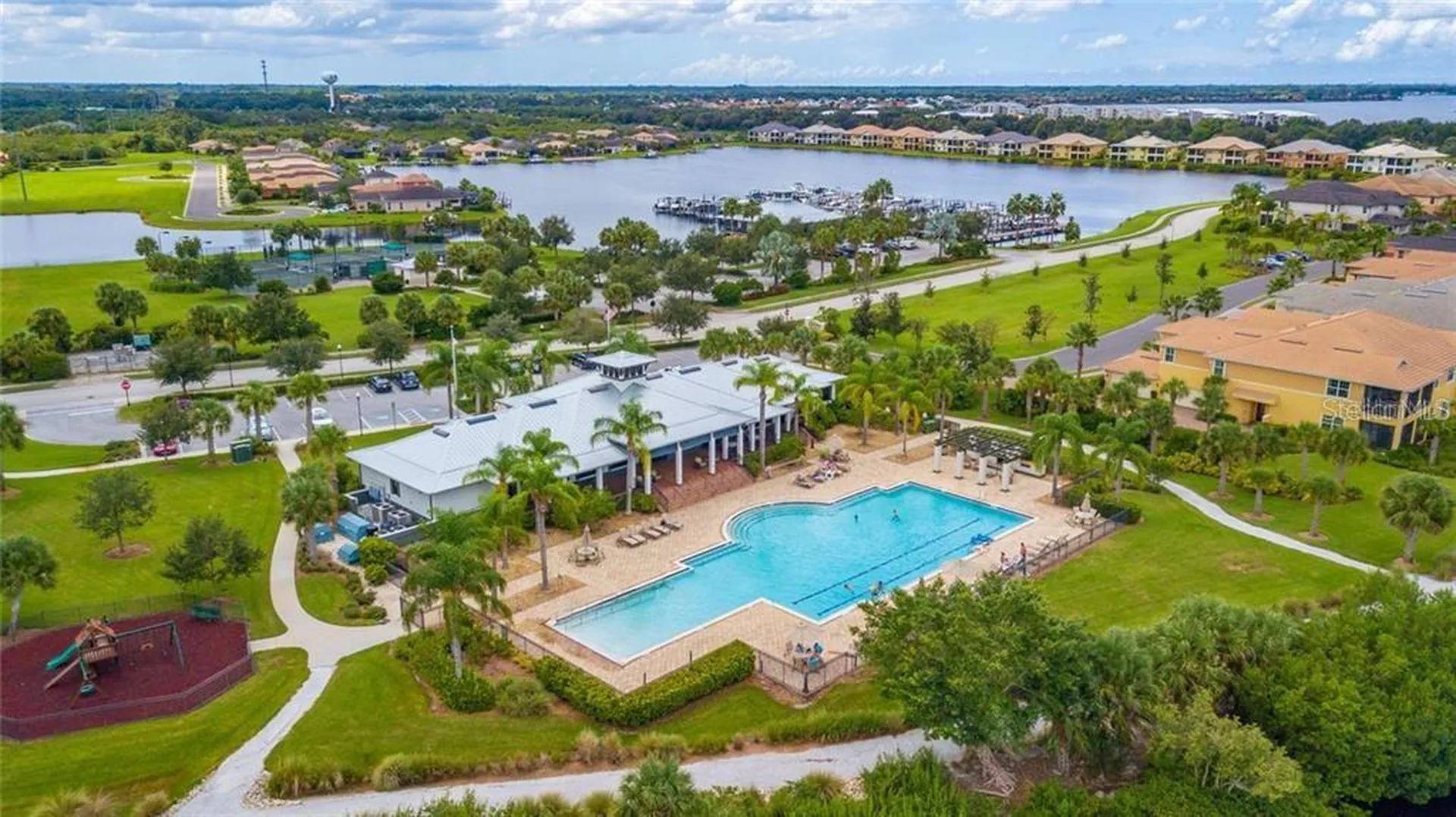 947 Tidewater Shores Loop Bradenton FL 34208