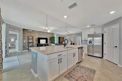 947 Tidewater Shores Loop Bradenton FL 34208