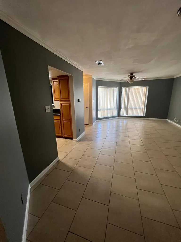 2634 Lemon Tree Lane Orlando FL 32839