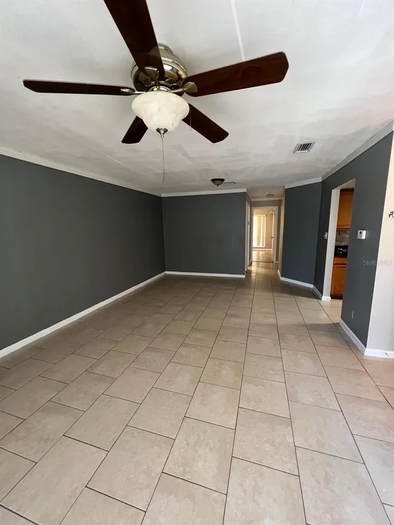 2634 Lemon Tree Lane Orlando FL 32839