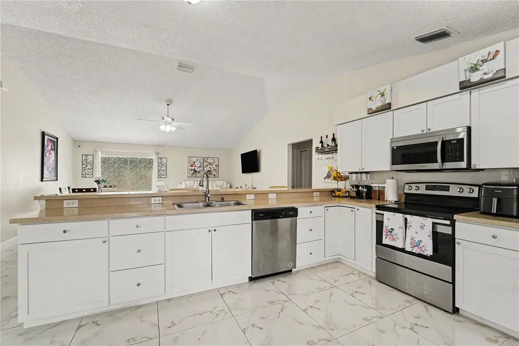 2632 Glenview Drive Land O Lakes FL 34639