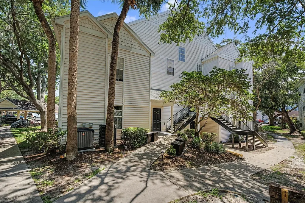 3266 Haviland Court Palm Harbor FL 34684