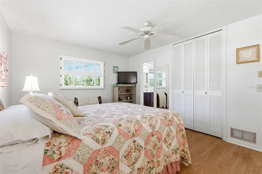 2396 6th Avenue SW Largo FL 33770