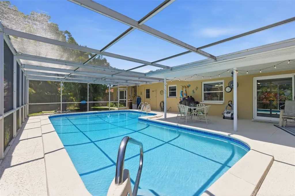 2396 6th Avenue SW Largo FL 33770