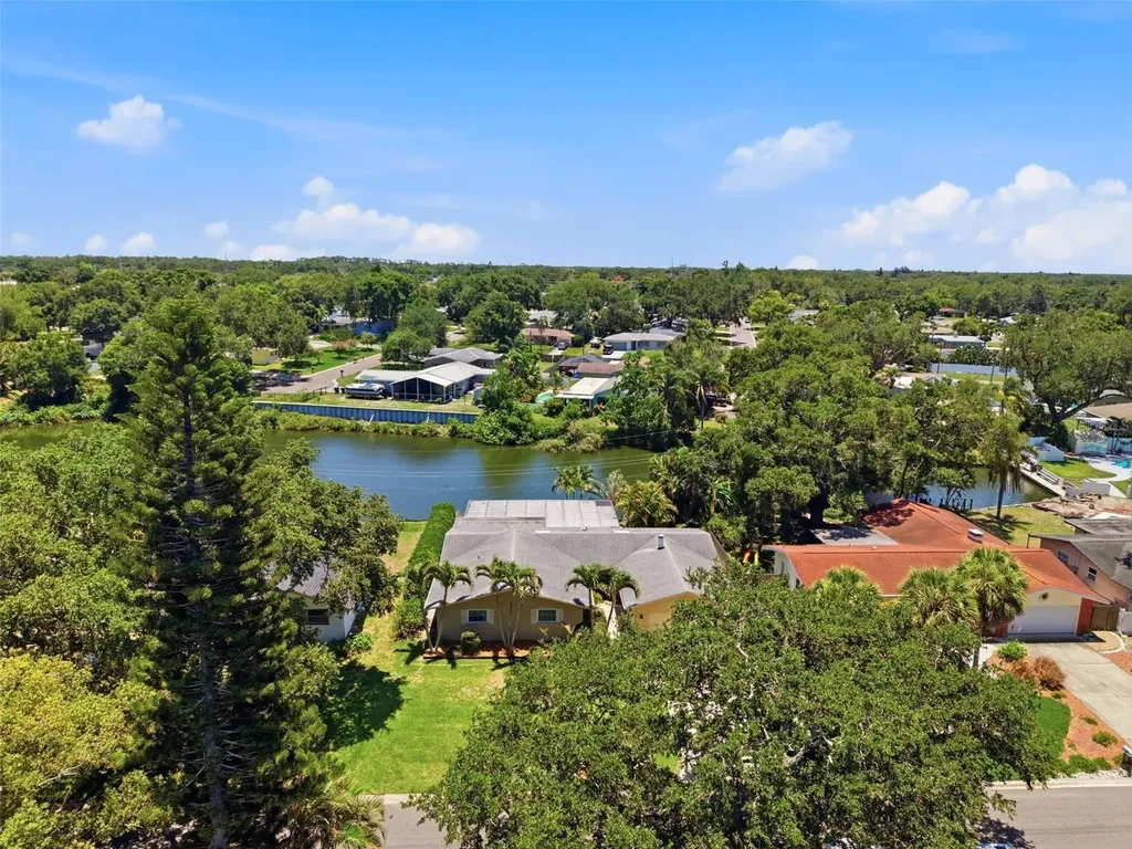 2396 6th Avenue SW Largo FL 33770