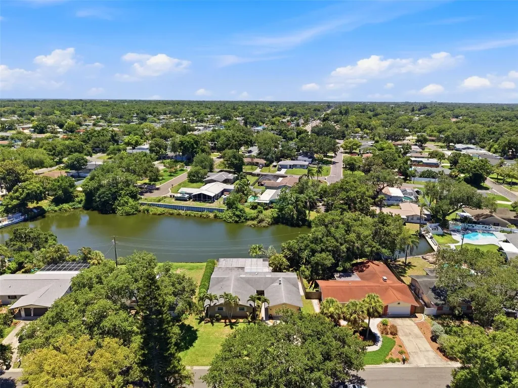2396 6th Avenue SW Largo FL 33770