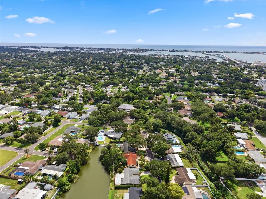 2396 6th Avenue SW Largo FL 33770