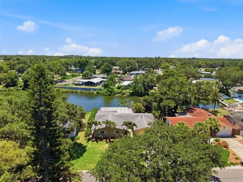 2396 6th Avenue SW Largo FL 33770