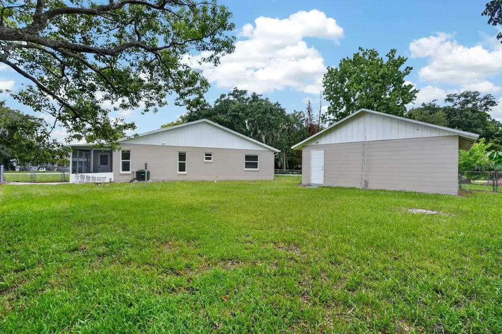 2205 Juniper Drive Edgewater FL 32141