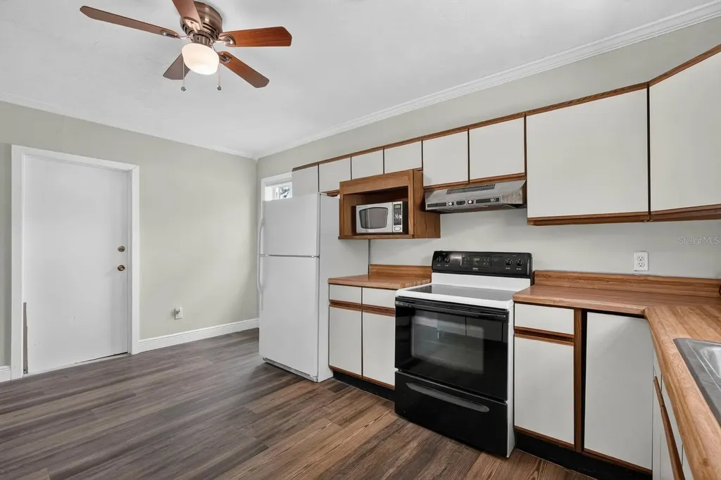 2205 Juniper Drive Edgewater FL 32141