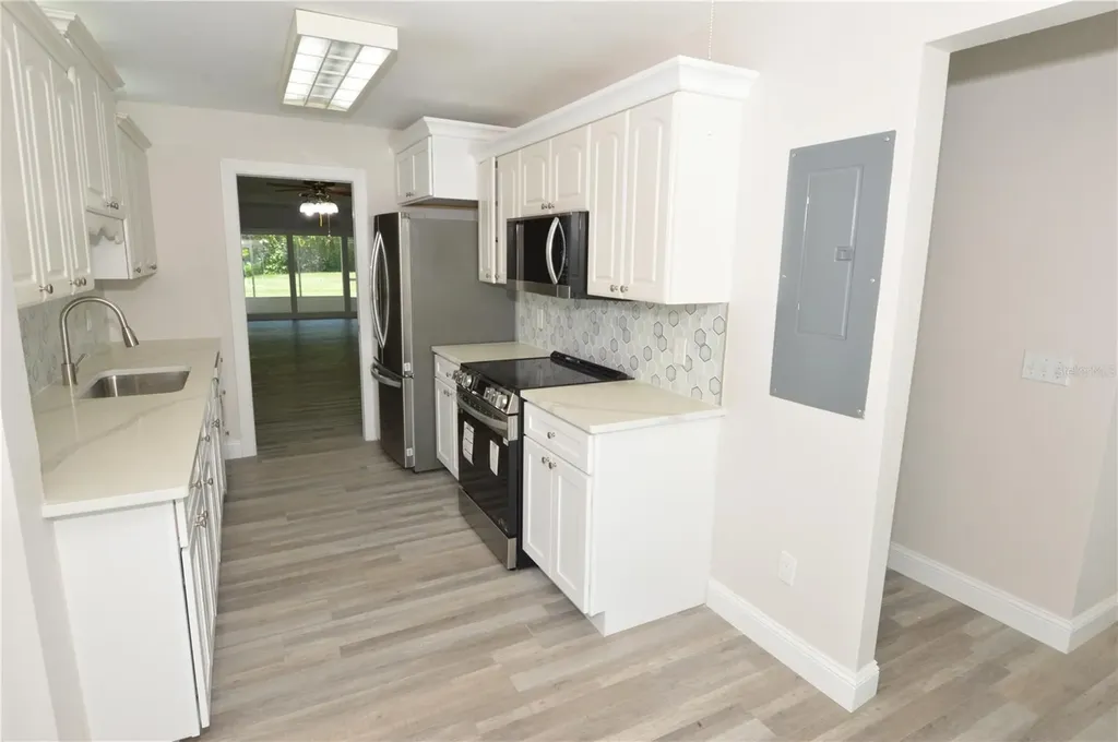 143 Boca Ciega Point Boulevard N St Petersburg FL 33708
