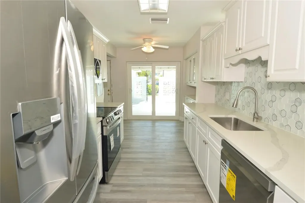 143 Boca Ciega Point Boulevard N St Petersburg FL 33708