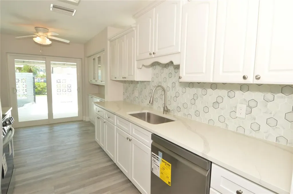 143 Boca Ciega Point Boulevard N St Petersburg FL 33708