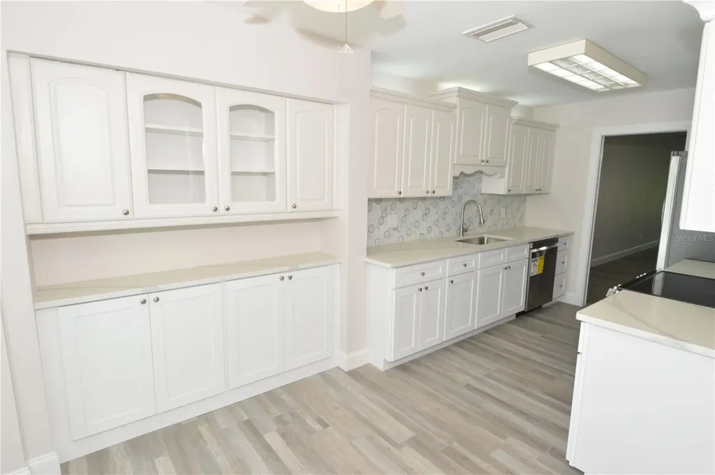 143 Boca Ciega Point Boulevard N St Petersburg FL 33708