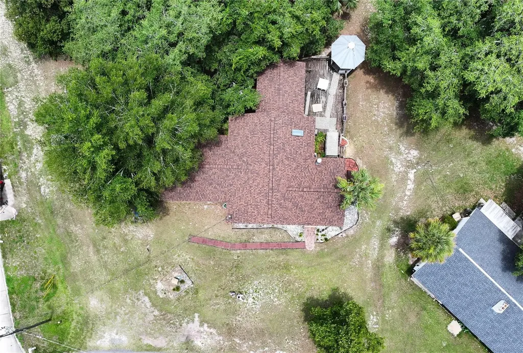 26015 Sackamaxon Drive Sorrento FL 32776