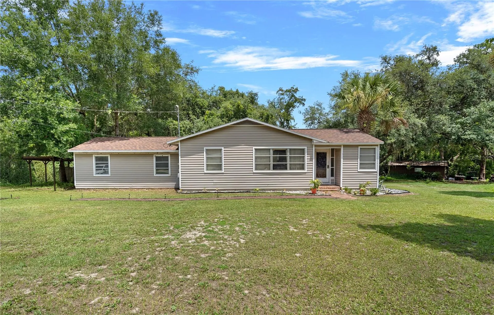 26015 Sackamaxon Drive Sorrento FL 32776