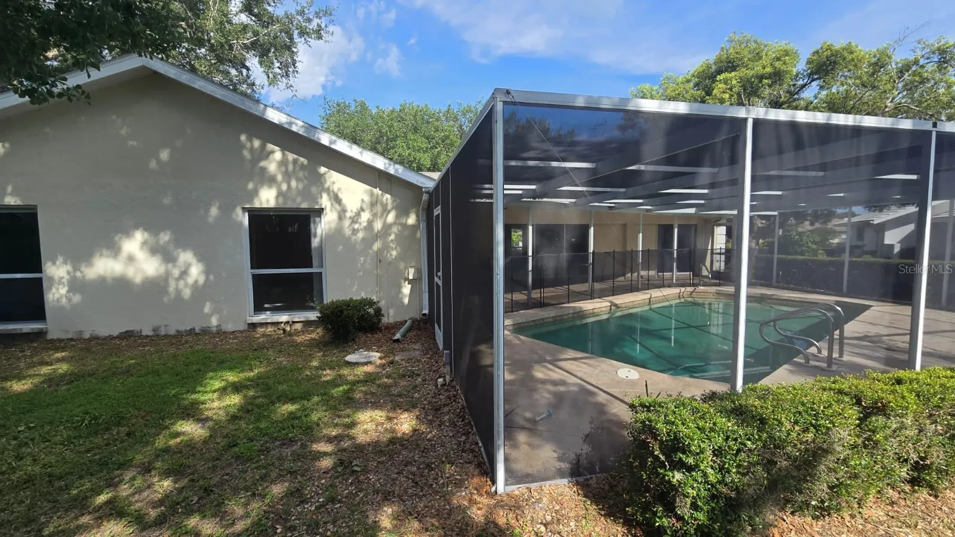 5697 Country Lakes Drive Sarasota FL 34243