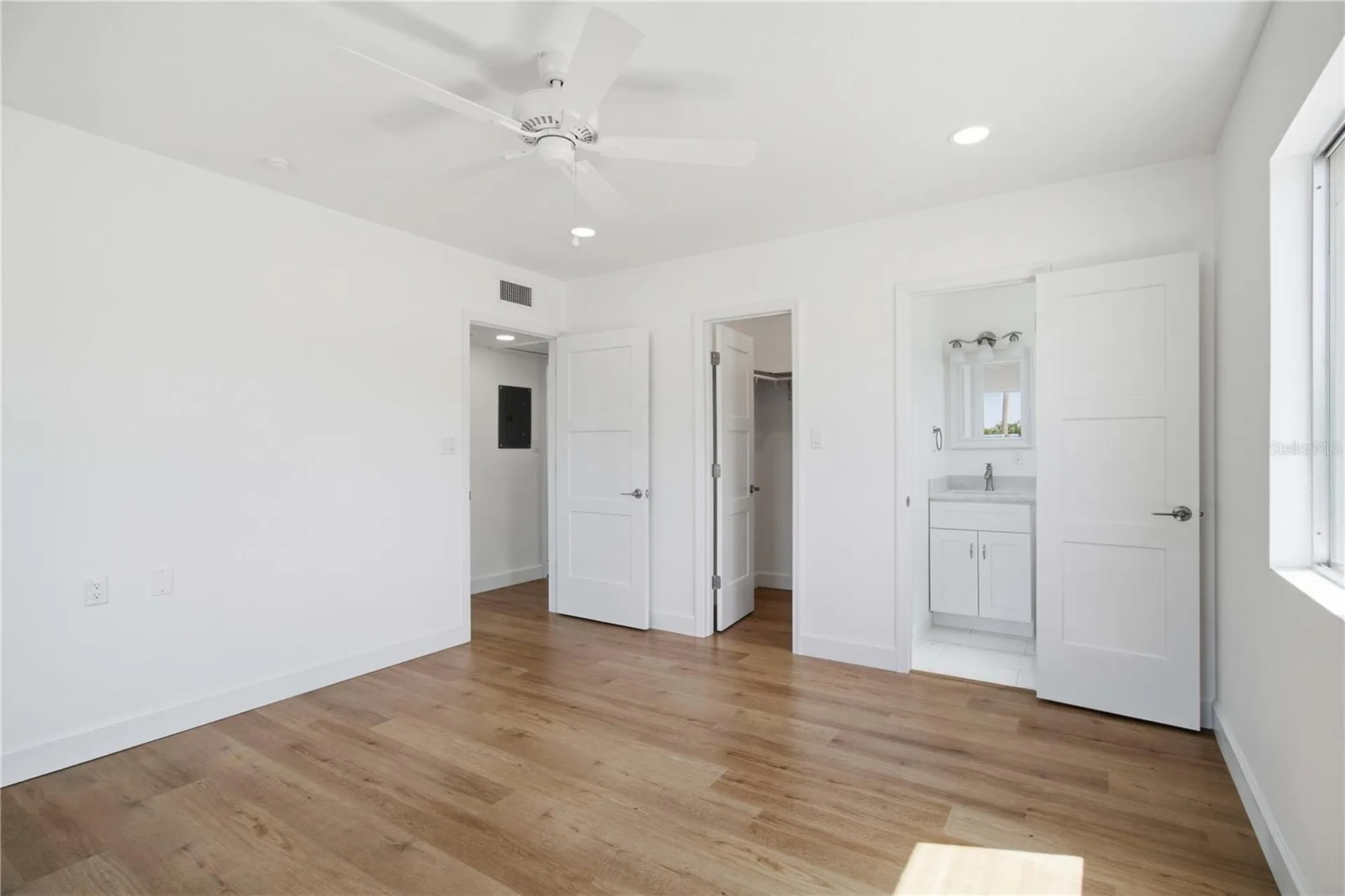 765 John Ringling Boulevard Sarasota FL 34236