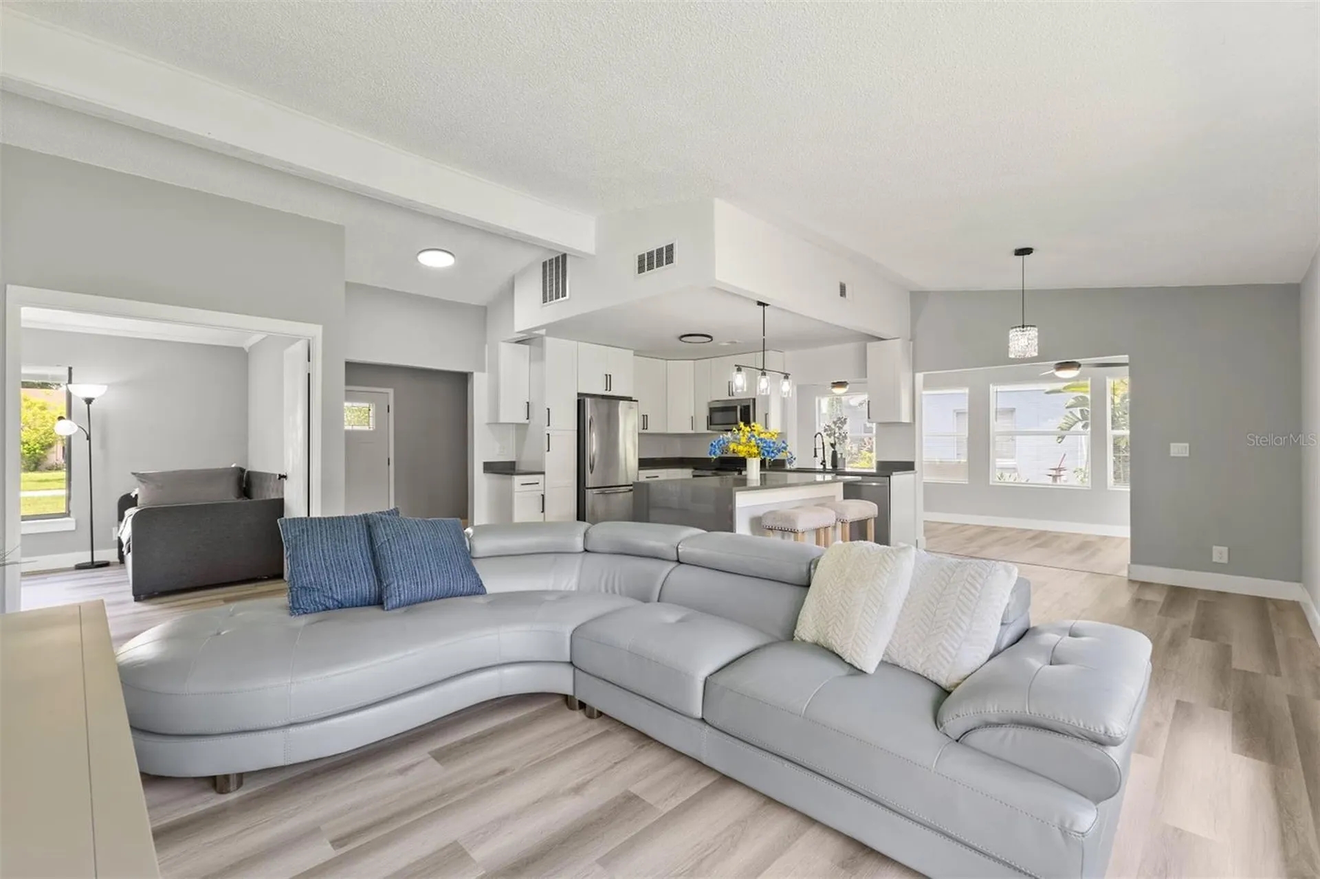 17 S Flag Court Kissimmee FL 34759