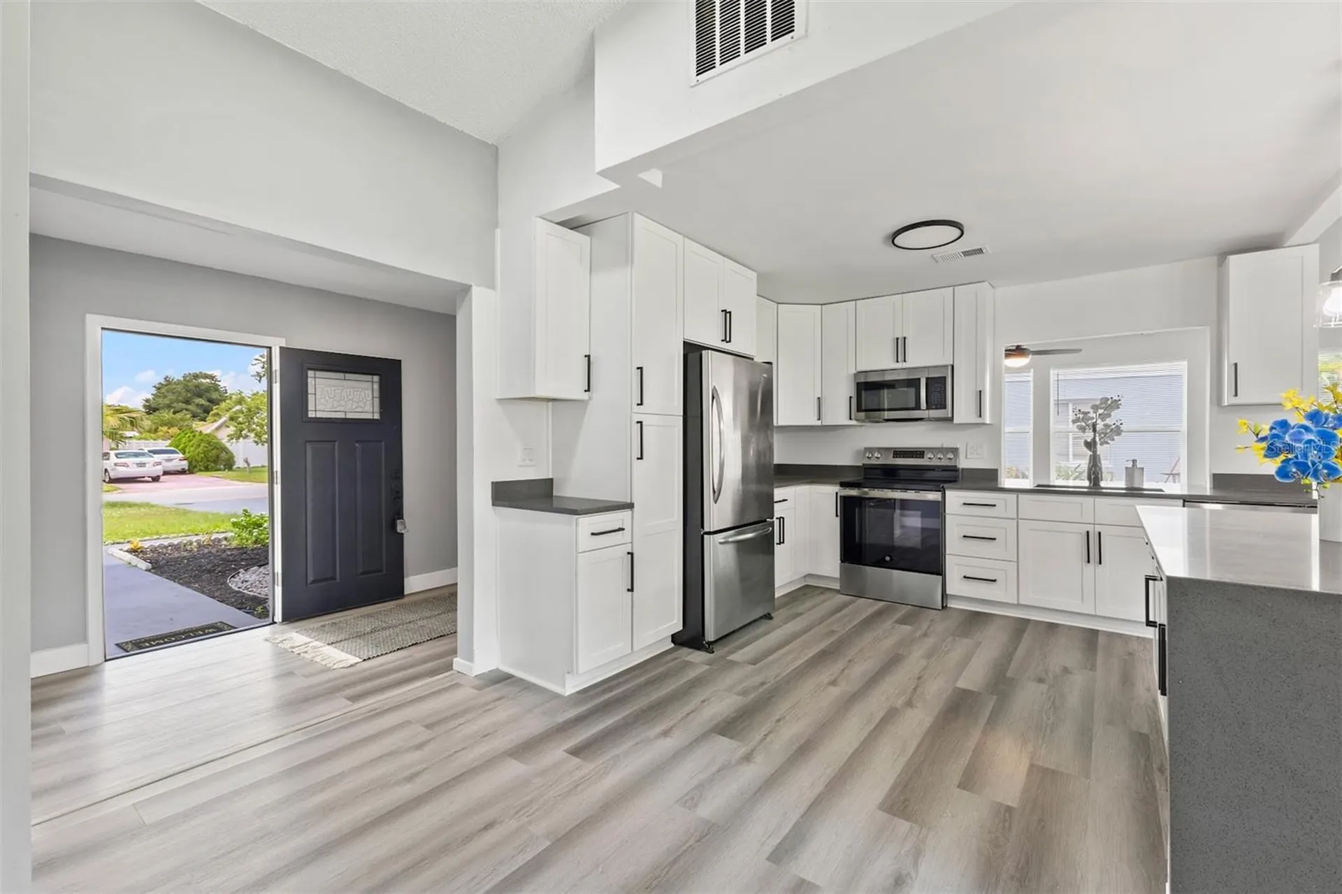 17 S Flag Court Kissimmee FL 34759