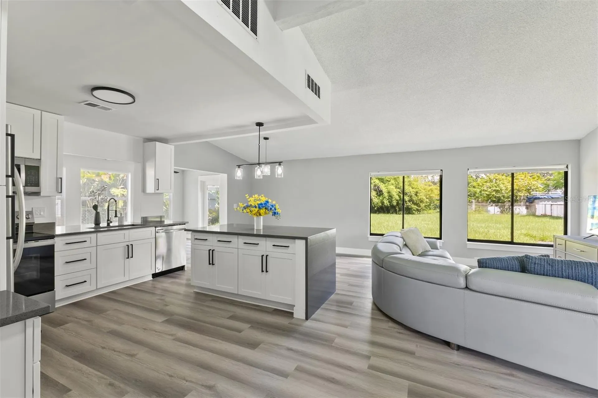 17 S Flag Court Kissimmee FL 34759