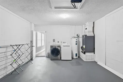 17 S Flag Court Kissimmee FL 34759