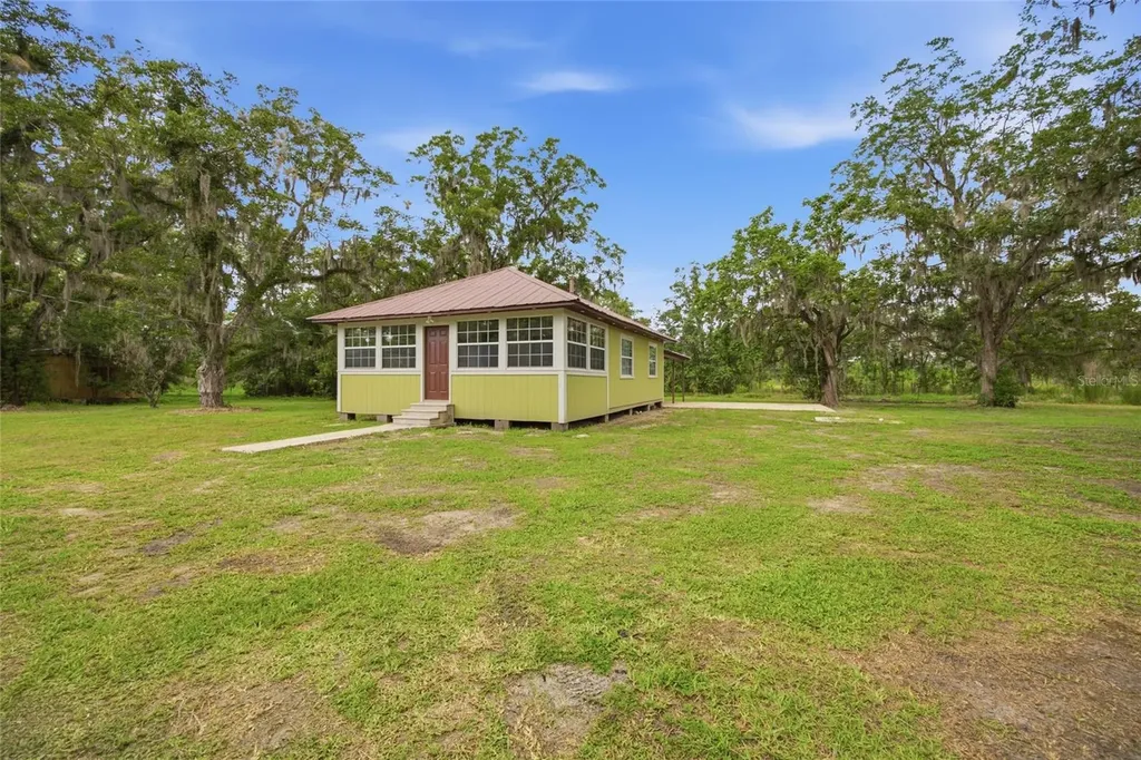 13216 NE 140th Street Waldo FL 32694