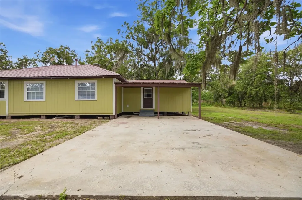 13216 NE 140th Street Waldo FL 32694